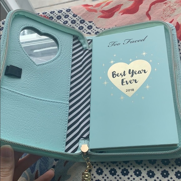 Too faced palette - Picture 3 of 5